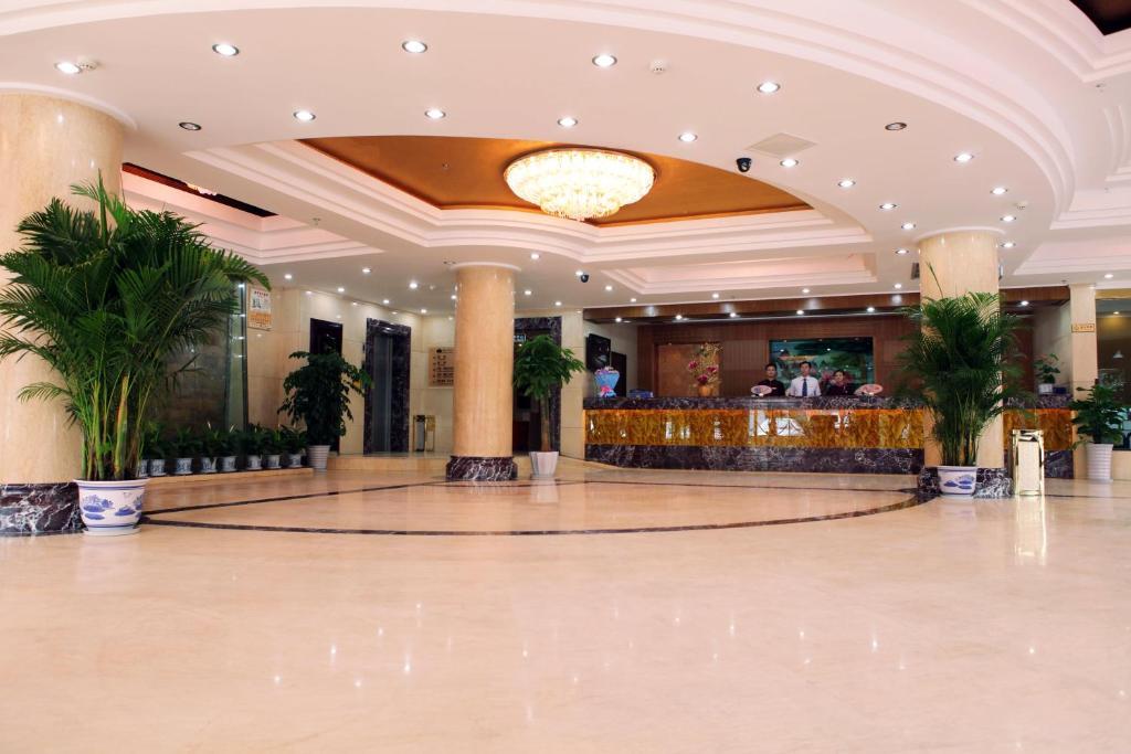 Tianhe Hotel Чэнду Экстерьер фото